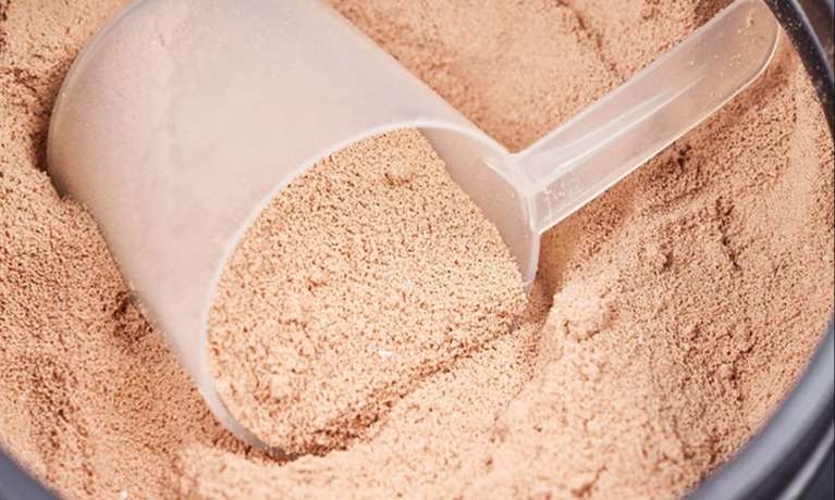 What to Look for in a Powder Manufacturer: Key Considerations for Your Business